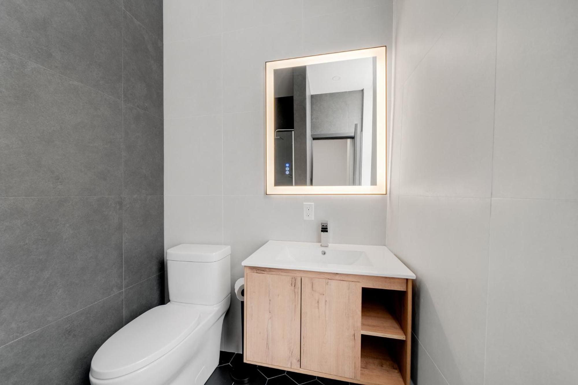 Lift Hotel Montréal Buitenkant foto