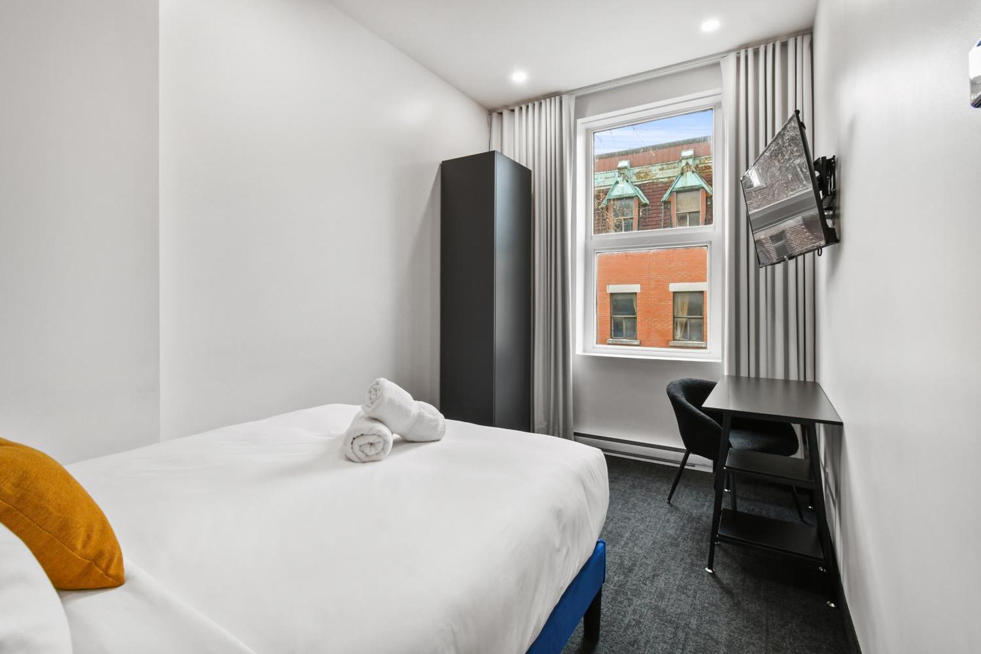 Lift Hotel Montréal Buitenkant foto