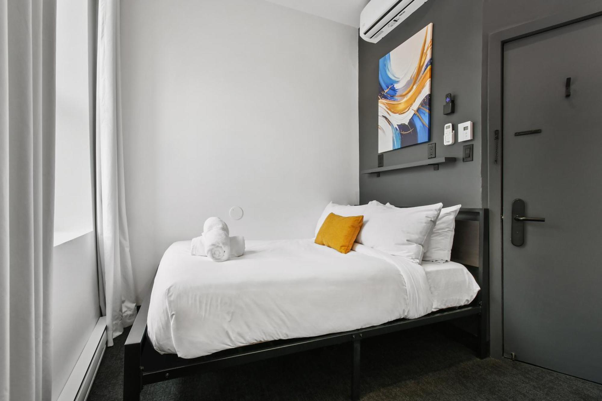 Lift Hotel Montréal Buitenkant foto